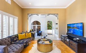 Clifton Yolo Spaces - Clifton Boutique Apartments